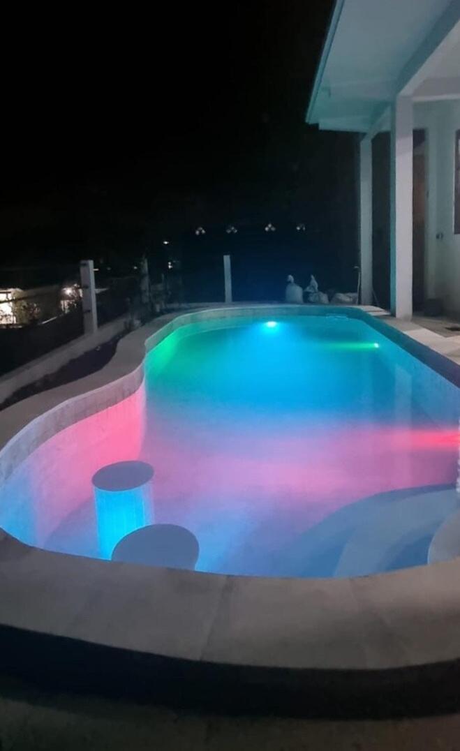 Villa De La Rose 1 Bedroom Ungasan מראה חיצוני תמונה